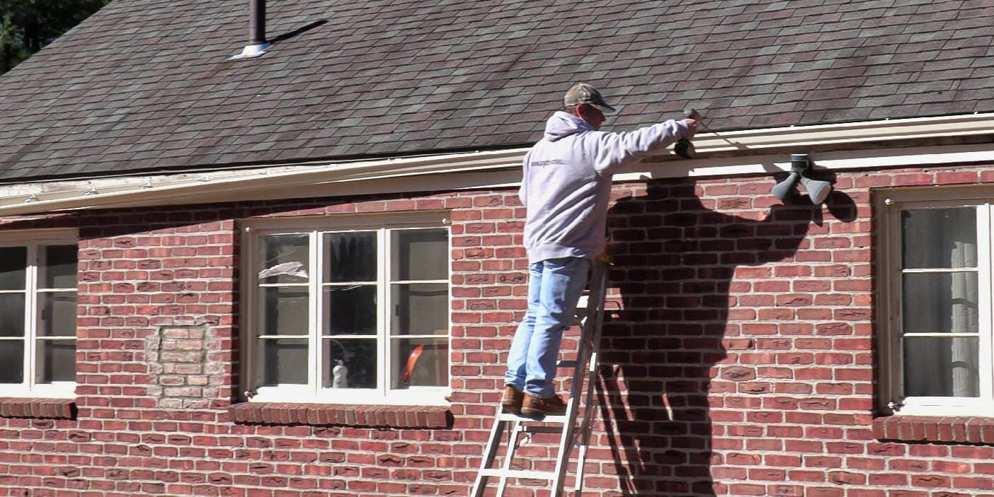 Gutter Cleaning & Maintenance in Woodbury, CT